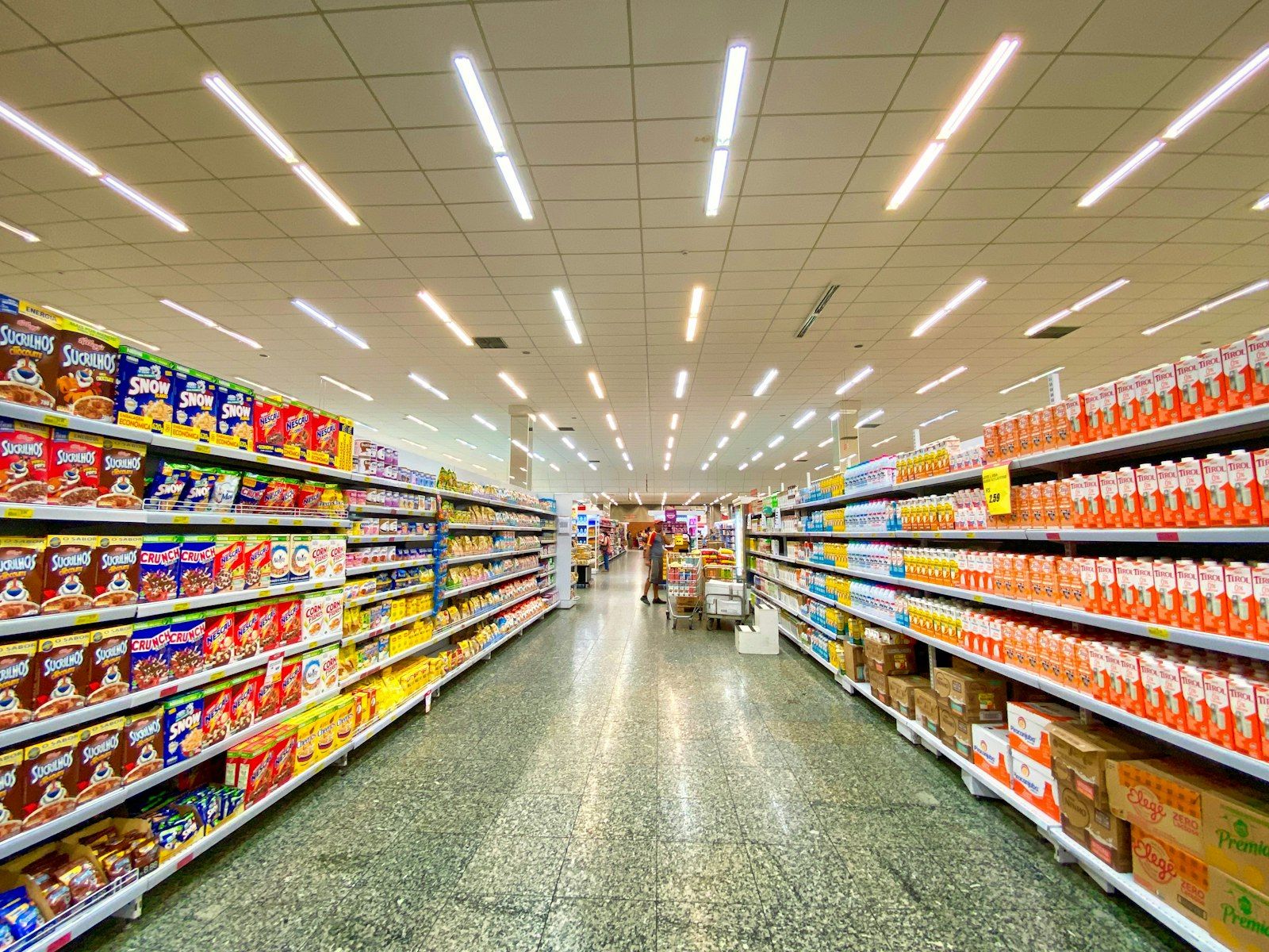 Packaged food aisle
